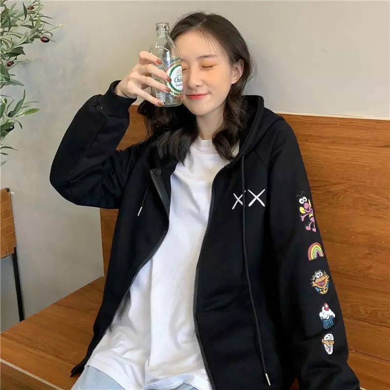 ao-khoac-hoodie-nu-co-day-keo